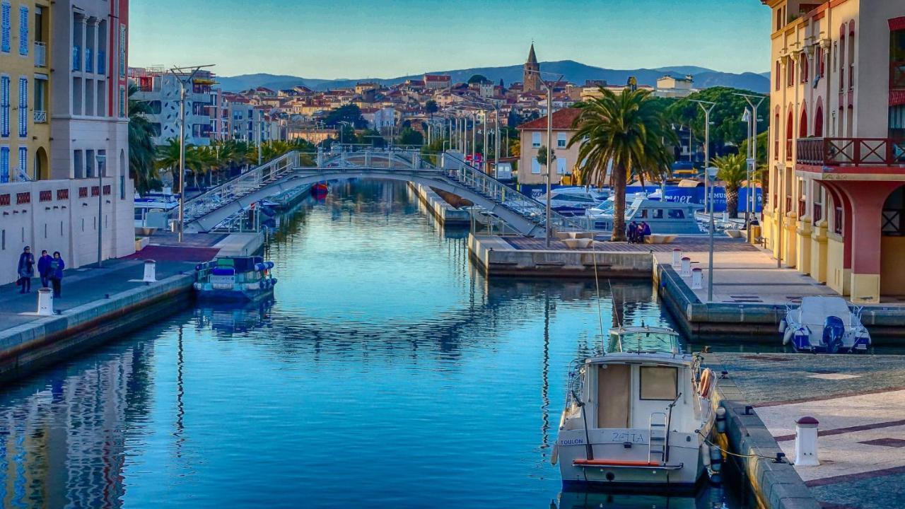 Coeur De Frejus, 3 Pièces Climatisé Avec Piscine, Terrasse, Barbecue *