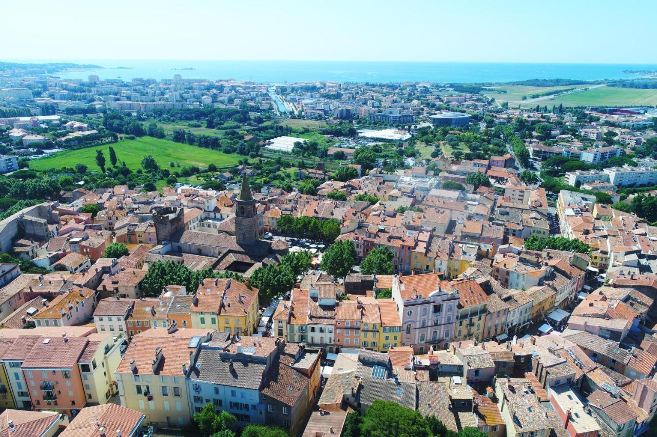 Appartamento Coeur De Frejus, 3 Pièces Climatisé Avec Piscine, Terrasse, Barbecue