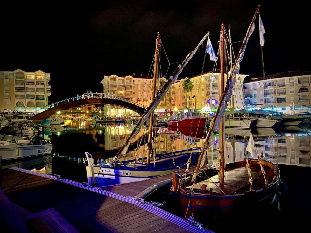 Coeur De Frejus, 3 Pièces Climatisé Avec Piscine, Terrasse, Barbecue Appartamento Fréjus