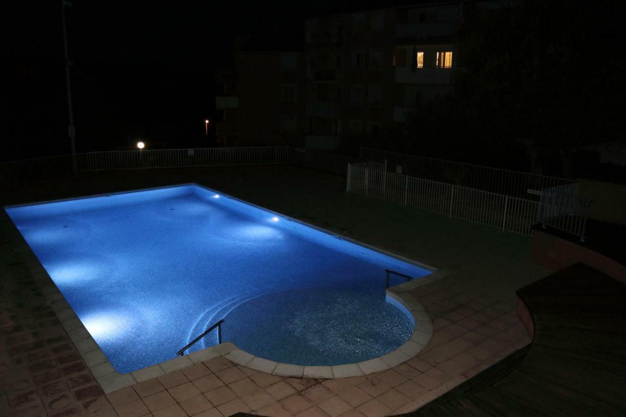 Appartamento Coeur De Frejus, 3 Pièces Climatisé Avec Piscine, Terrasse, Barbecue *